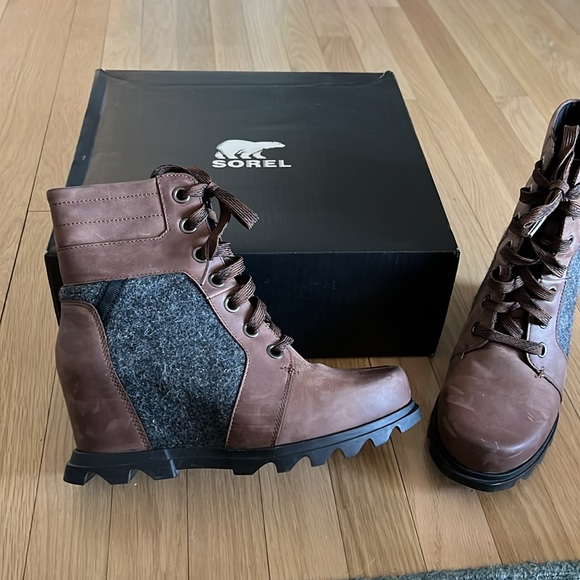 EUC Sorel Wedge Koan of Arctic boots, Sz 10 - Picture 3 of 8